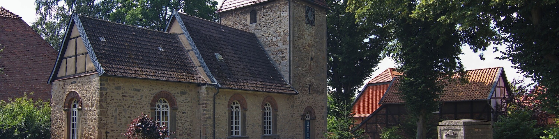 Die St.Urban-Kirche in Wierthe (Vechelde) wurde vermutlich im 13. Jhd errichtet.
