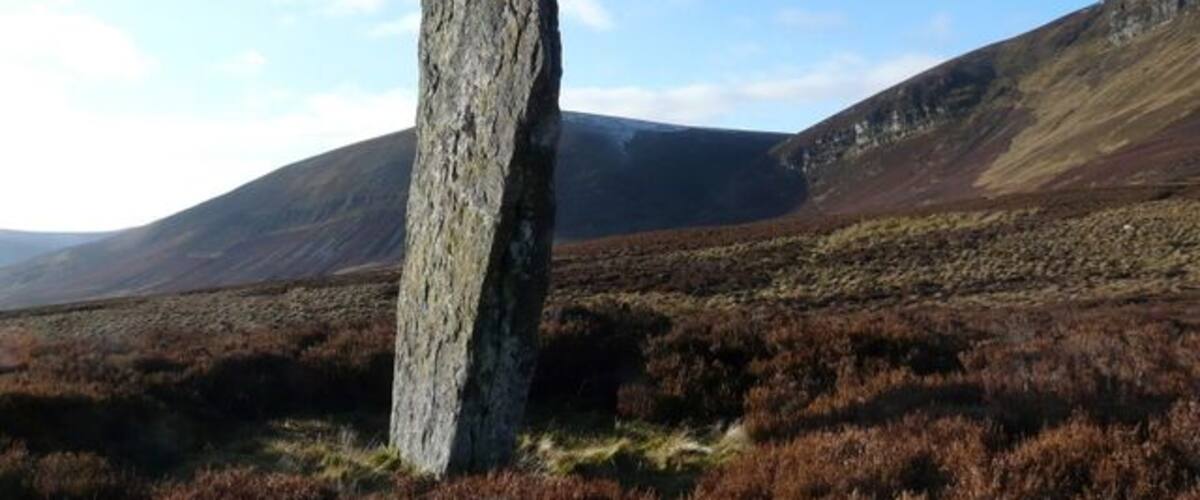 "Clach Mhic Mhios" stone in Glen Loth