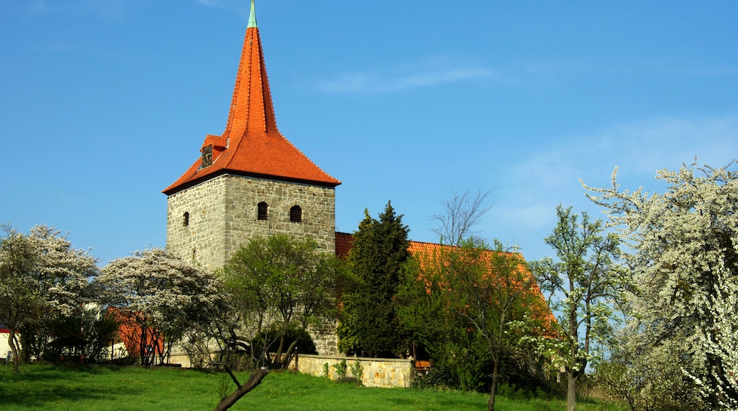 Springe, Ortsteil Lüdersen in Niedersachsen. Die Kirche steht unter Denkmalschutz.