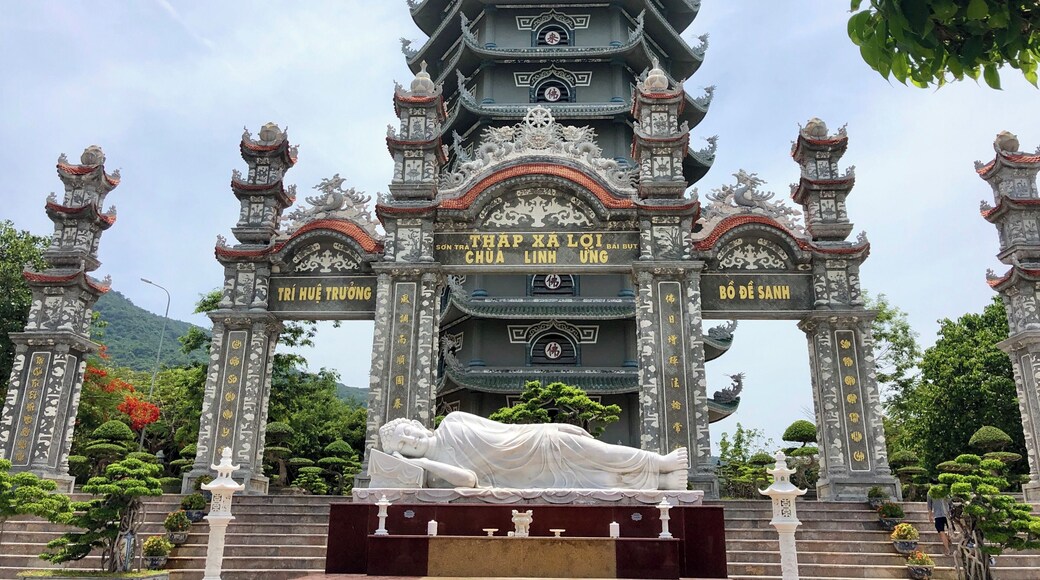 Sleeping Buddha Temple