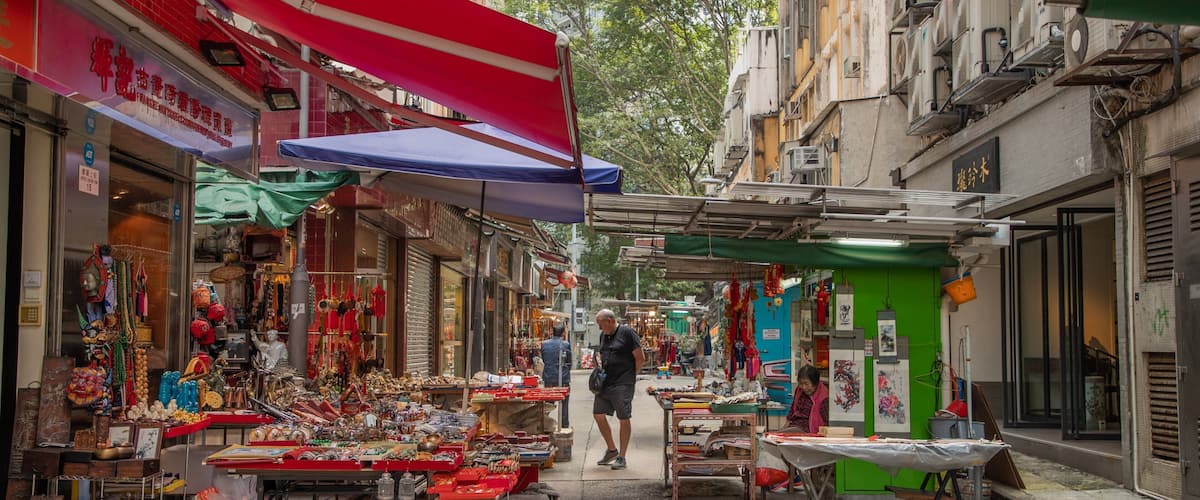 Cat Street featuring markets and street scenes