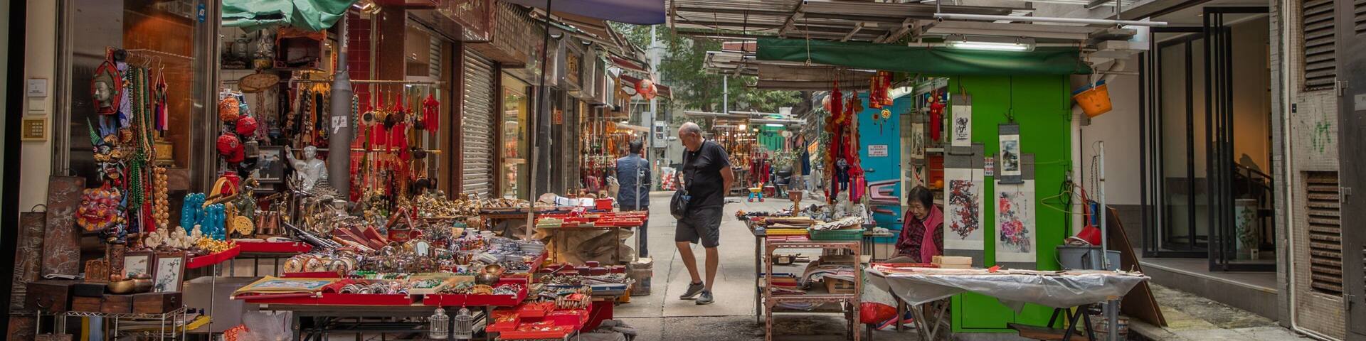 Cat Street featuring markets and street scenes
