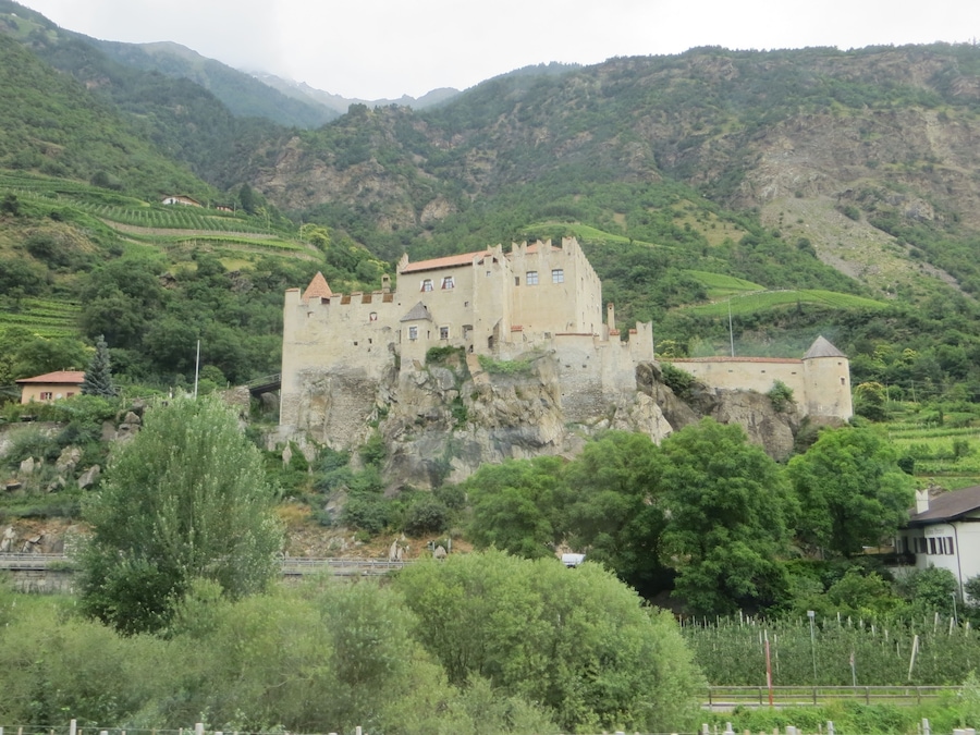 Churburg This media shows the cultural heritage monument with the number 17286 in South Tyrol.