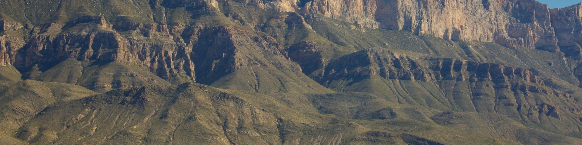 Salt Flat che include montagna