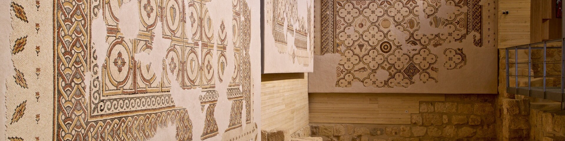 Mount Nebo showing heritage elements and interior views