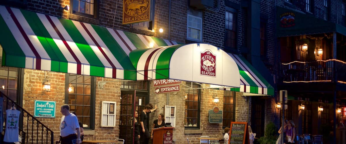 River Street featuring night scenes, outdoor eating and nightlife
