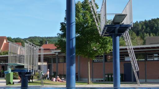 Sprungtürme im Alsenborner Schwimmbad