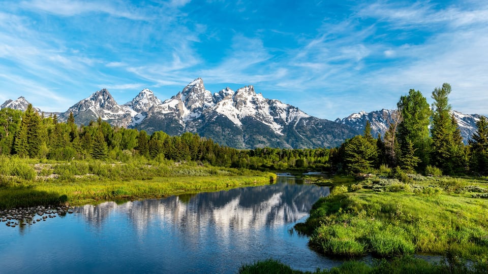 Reflection of the Grand Teton Mountain Range in Grand Teton National Park (6)