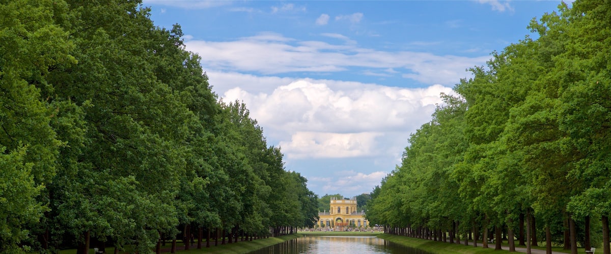 Karlsaue Park featuring a river or creek