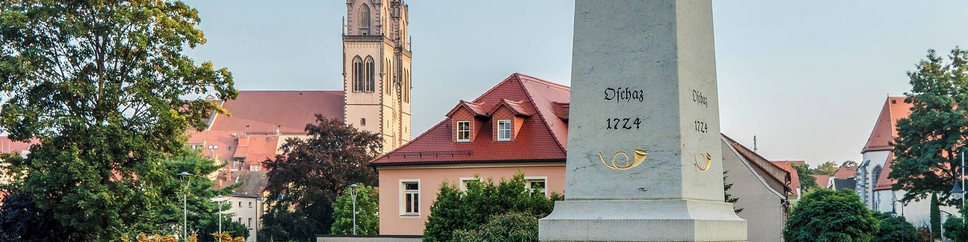 Kursächsische Postmeilensäule-Distanzsäule in Oschatz