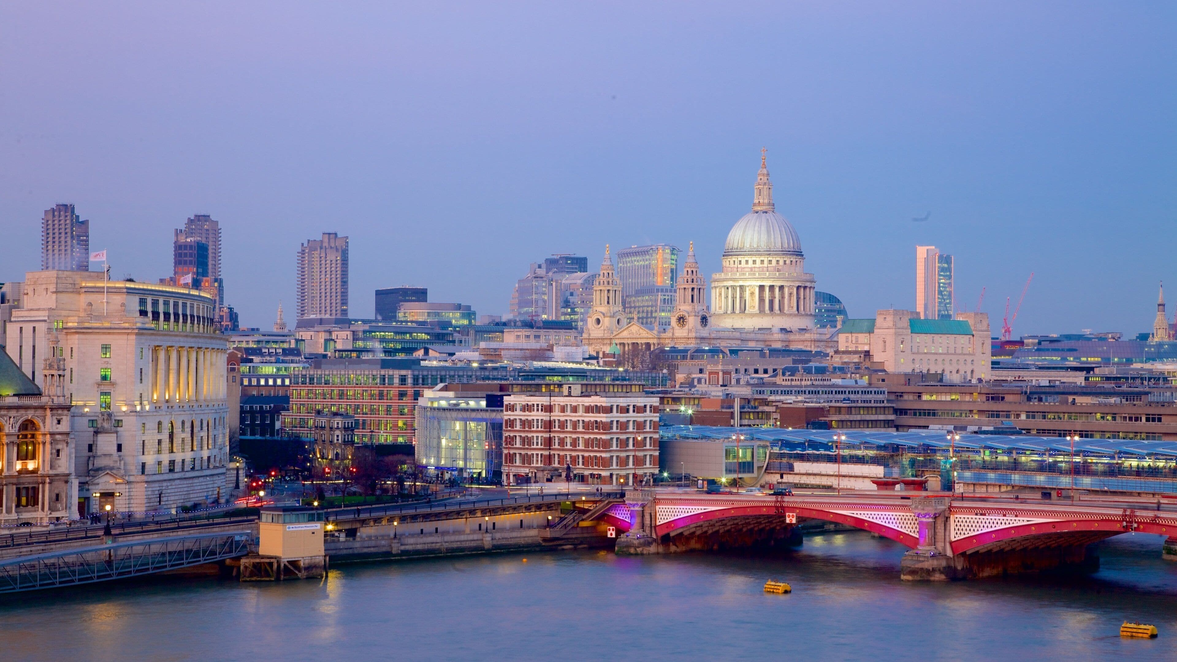 London which includes skyline, a city and a high-rise building