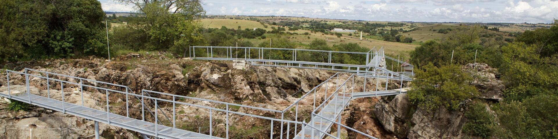 Sterkfontein Caves showing views and a bridge