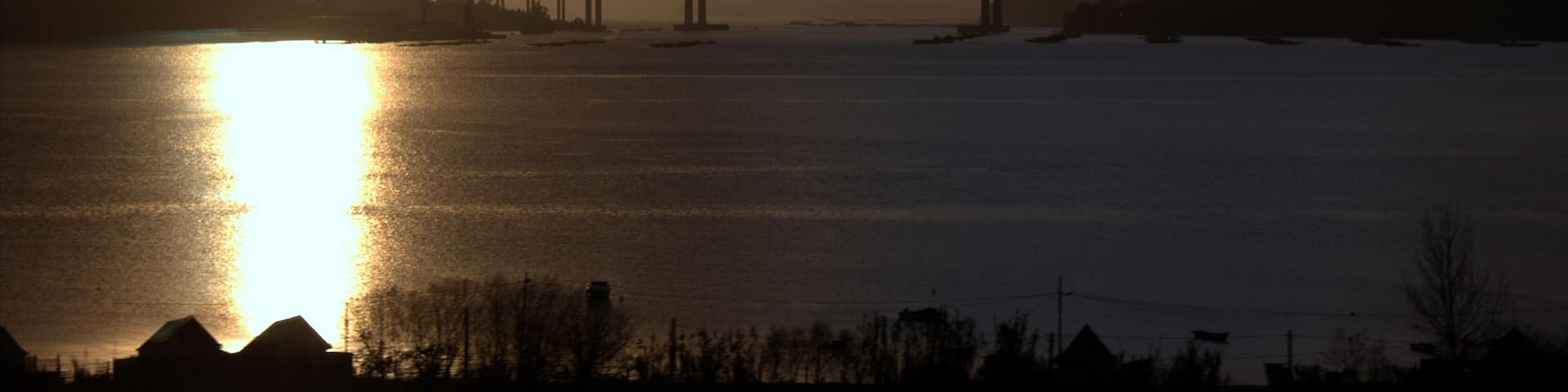 Puesta de sol en la ria