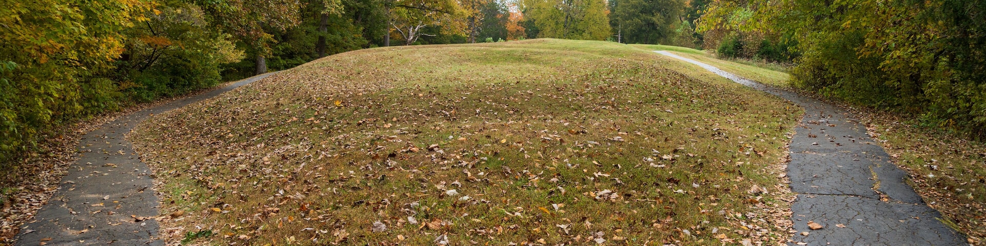 Serpent Mound State Memorial, Effigy Mound in Peebles, Ohio