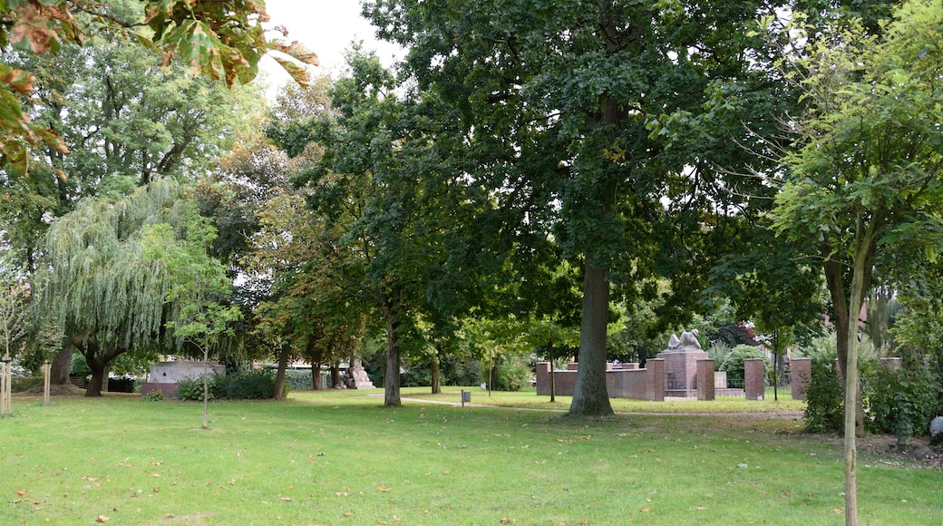Impressionen aus dem Stadtpark Wilster Ehrenmal