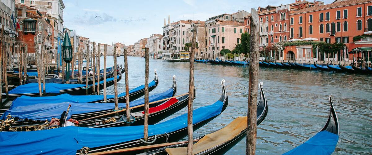 Grand Canal showing a river or creek and a bay or harbor