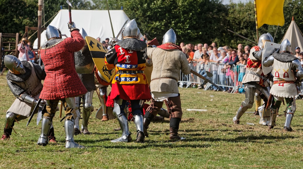 Au XVème siècle, soldats français contre armée anglaise à la bataille d'Azincourt, Pas-de-Calais, France