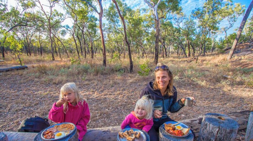 The bush breakfast is served every morning at the Ringers Camp.
Who doesn’t love a good bush breaky with your billy tea or freshly brewed coffee, toast cooked over the fire – a favourite activity with our kids – and hot breakfast of bacon, sausages and eggs to start your day.
Enjoy the early morning air and being surrounded by bouncing kangaroos, wandering cattle and swooping ravens, kookaburras and kites (watch for the food swiping!)