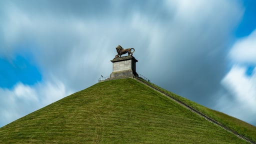 long exposure view of the Lion's Mound memorial statue and hill in Waterloo
