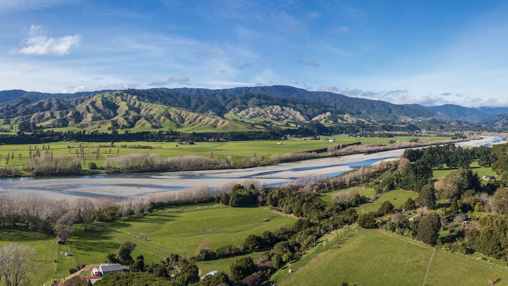 2 shot otaki river from Tararua to plains