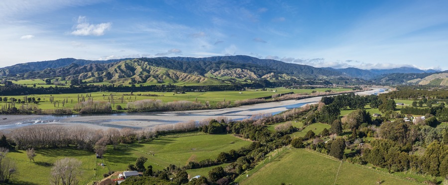 2 shot otaki river from Tararua to plains