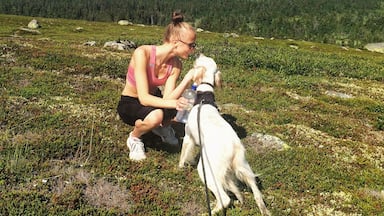 Norway is so beautiful at the moment. Crazy 20degrees celsius on top of the mountain todayy, and all sunny and perfect ahh #hiking