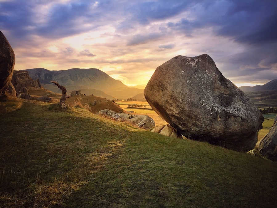 Castle Hill in New Zealand is named after the array of limestone boulders in the area, reminiscent of an old run-down stone castle. Apparently it's the epitome of the South Island's climbing scene, however when we were there, we had the whole place to ourselves \o/ #InStone #castlehill #newzealand #rocks