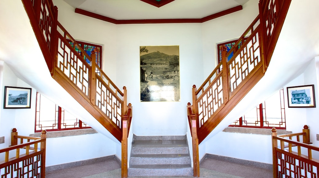 Parque Xiaoyushan que incluye vistas interiores