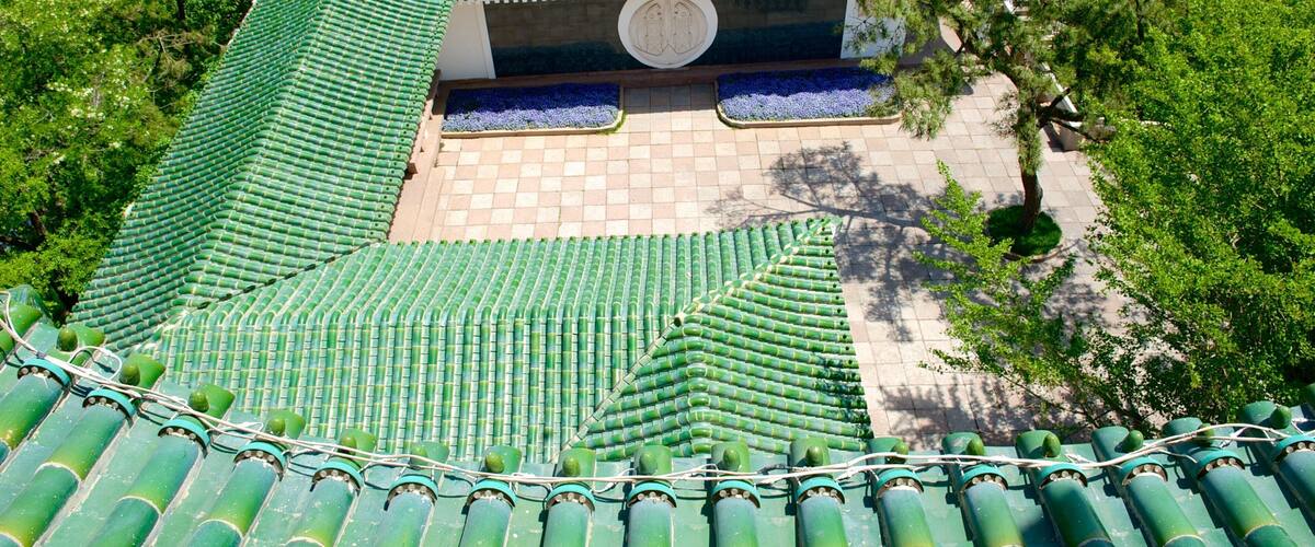 Xiaoyushan Park featuring heritage architecture