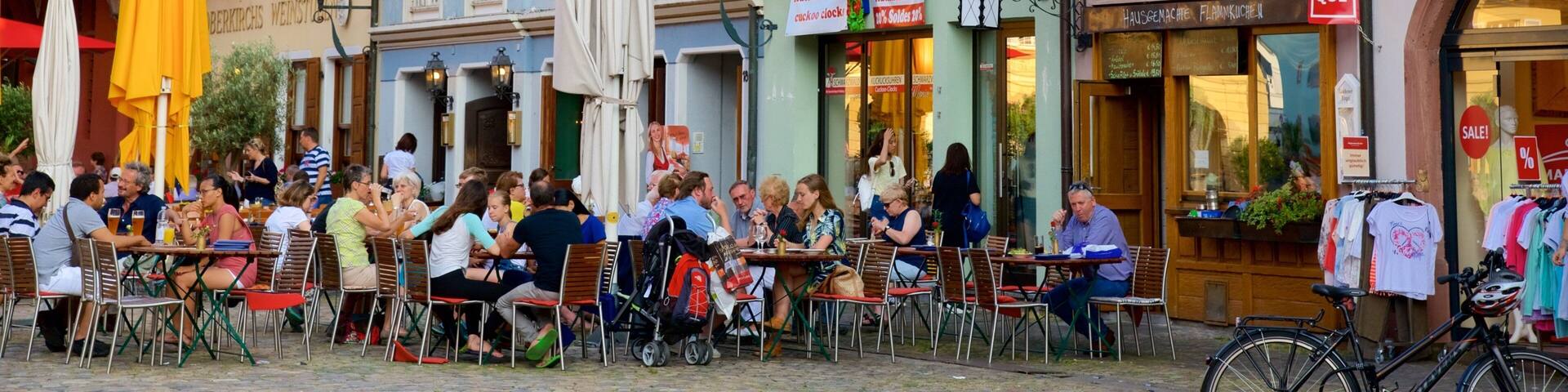 Muensterplatz featuring outdoor eating and street scenes