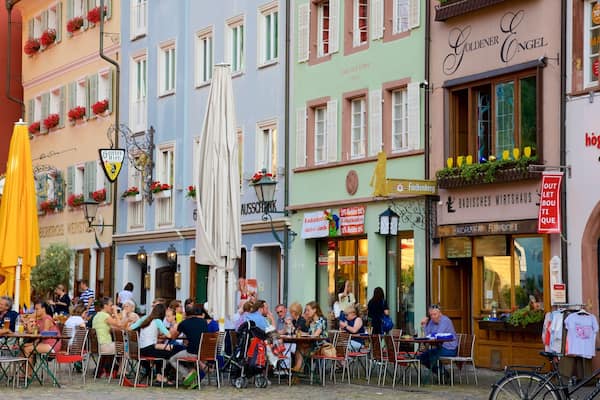 Muensterplatz featuring outdoor eating and street scenes