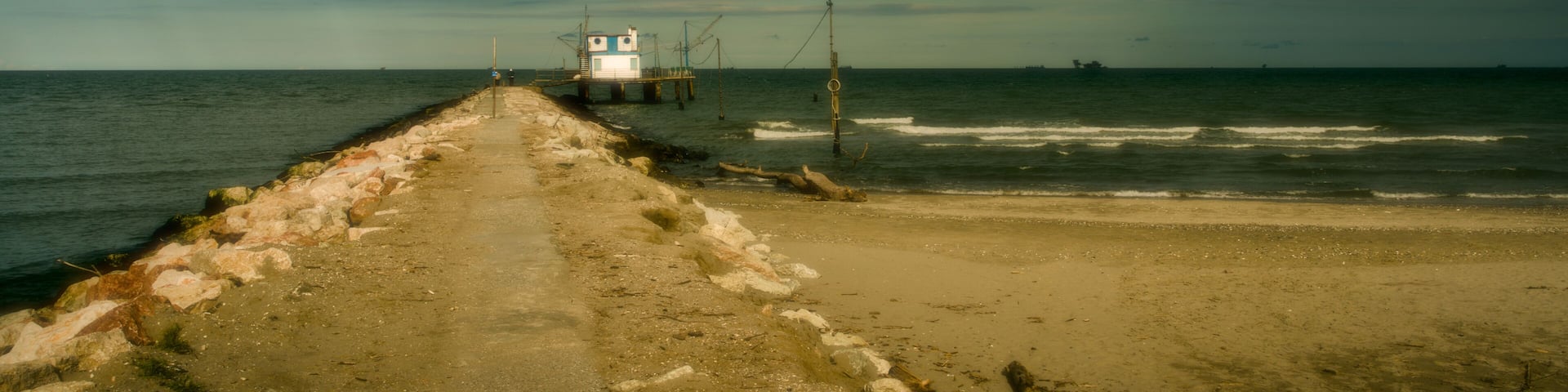 mouth of the Lamone river, near the Boca Barranca bathing establishment