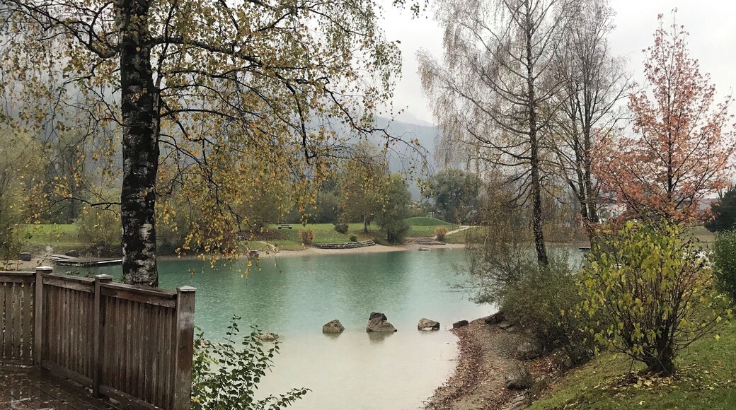 This beautiful swimming lake is just 30min away from Salzburg in a little village called Kuchl.. beautiful is an understatement...