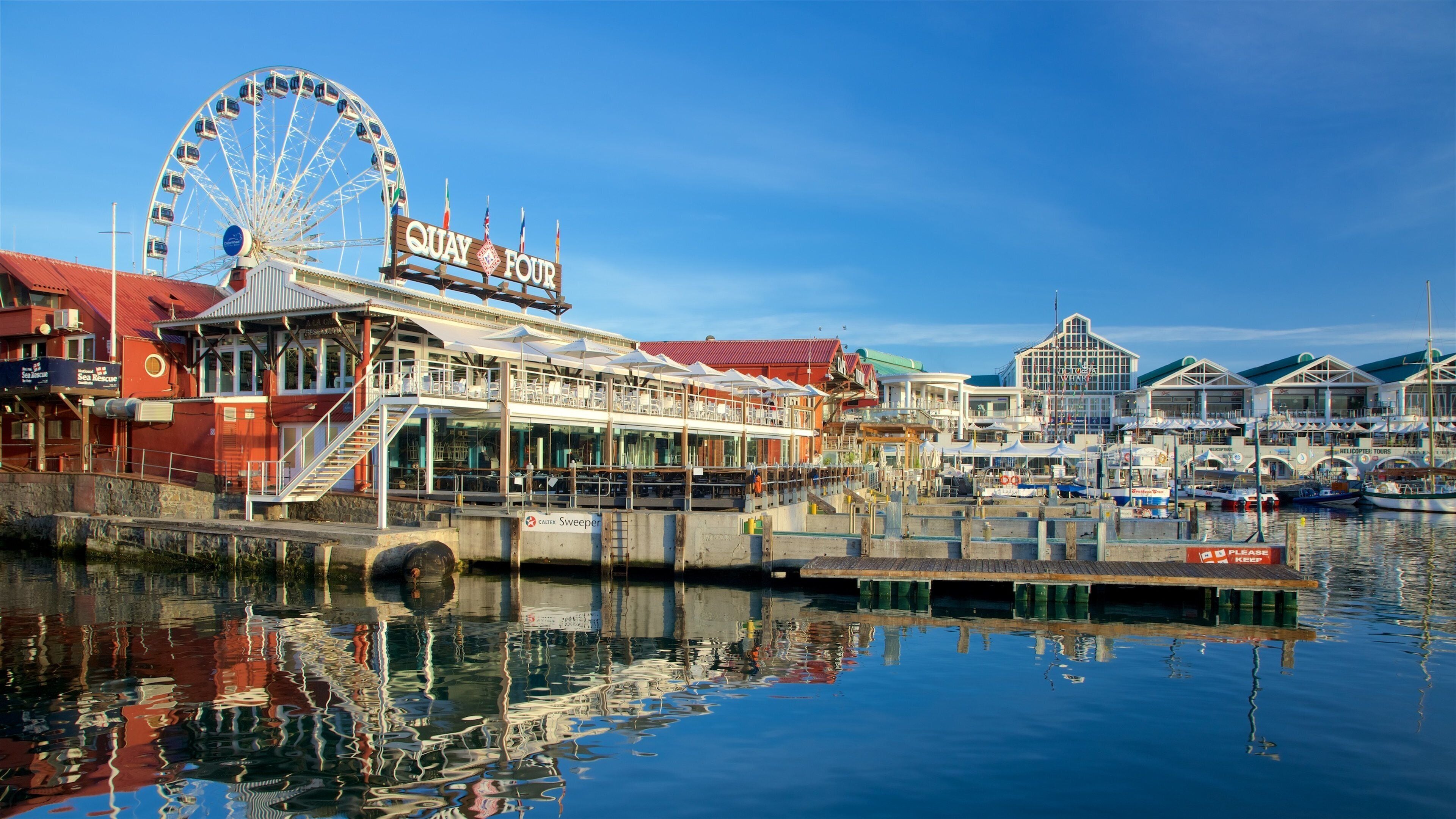 Victoria and Alfred Waterfront which includes a marina