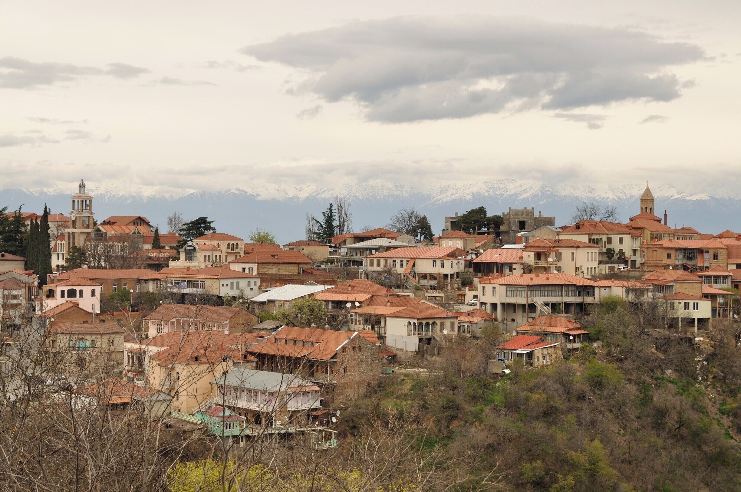 #streetphoto #travelphotography #georgia #sighnaghi #cityscape