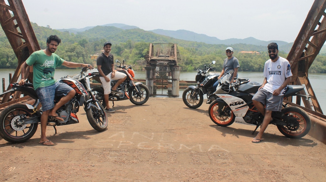 We made it to the broken bridge!
Crazy enough to ride 1900km in a week. From Bangalore to Goa...
#LifeAtExpedia
