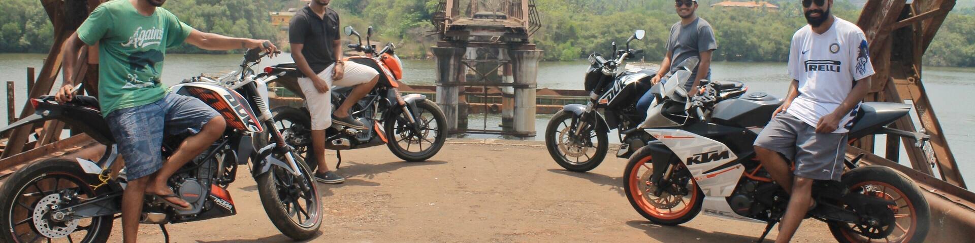We made it to the broken bridge!
Crazy enough to ride 1900km in a week. From Bangalore to Goa...
#LifeAtExpedia