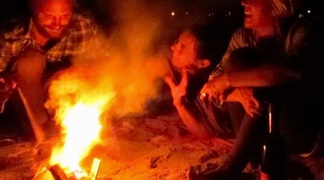 Kudle beach is fabulous. If you want a stunning place to chill out this is it!
Places to stay at every level from a few dollars a night for a hut to twenty or more for a hotel room with a private bathroom. Night life for all. We had fires on the beach with singing, live music and dancing.. priceless.
#TroveOnTuesday