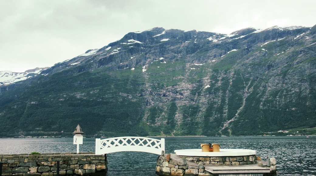 #lifeatexpedia #merch