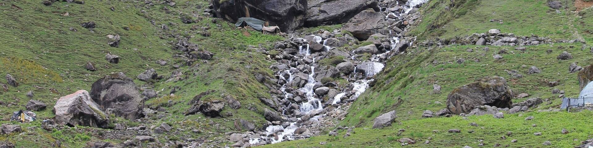 This trip was very exciting as we were saved by hair inch by the Kedarnath disaster. This pic is one day before of that disaster. Everything green got covered into water due to flood.
#green #waterfall #incredibleindia #kedarnath #northindia #nature #water #kedarnath_disaster #char_dham #uttrakhand