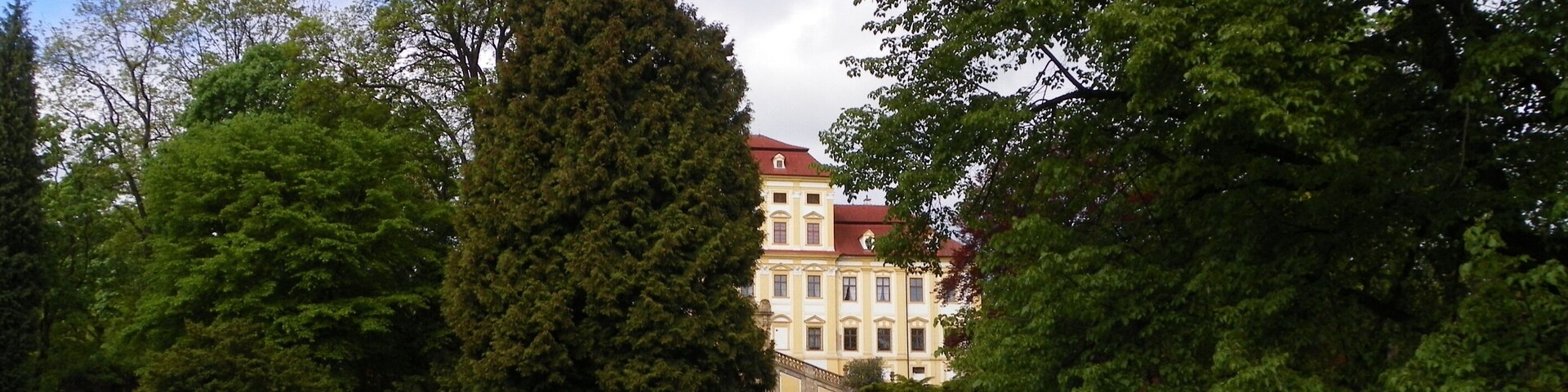Červený Hrádek u Jirkova zámek - Castle Cerveny Hradek u Jirkova