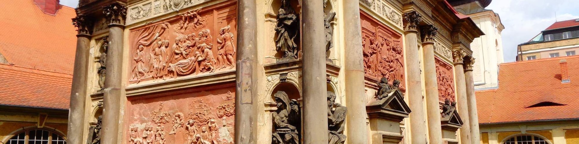 The Rumburk Loreto Chapel is associated with the name of the outstanding architect Johann Lucas Hildebrandt and sculptor Franz Biener. The construction of the Loreto was a fulfilled wish of nobleman Anton Florian, Prince of Liechtenstein, to transfer the sacred place from Italy to the north of Bohemia. The gradually restored area includes the Loreto Chapel, the cloister and the St. Lawrence Church.
#StunningStructures