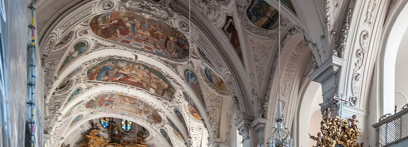 Ranshofen: Klosterkirche