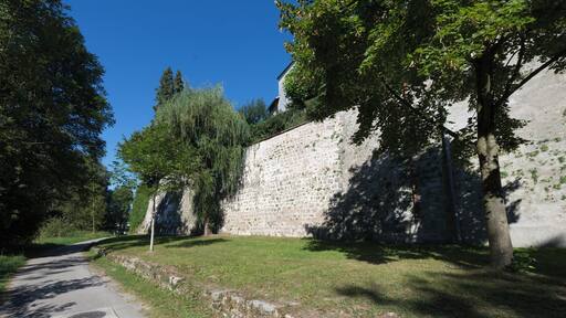 Braunau am Inn: Stadtmauer