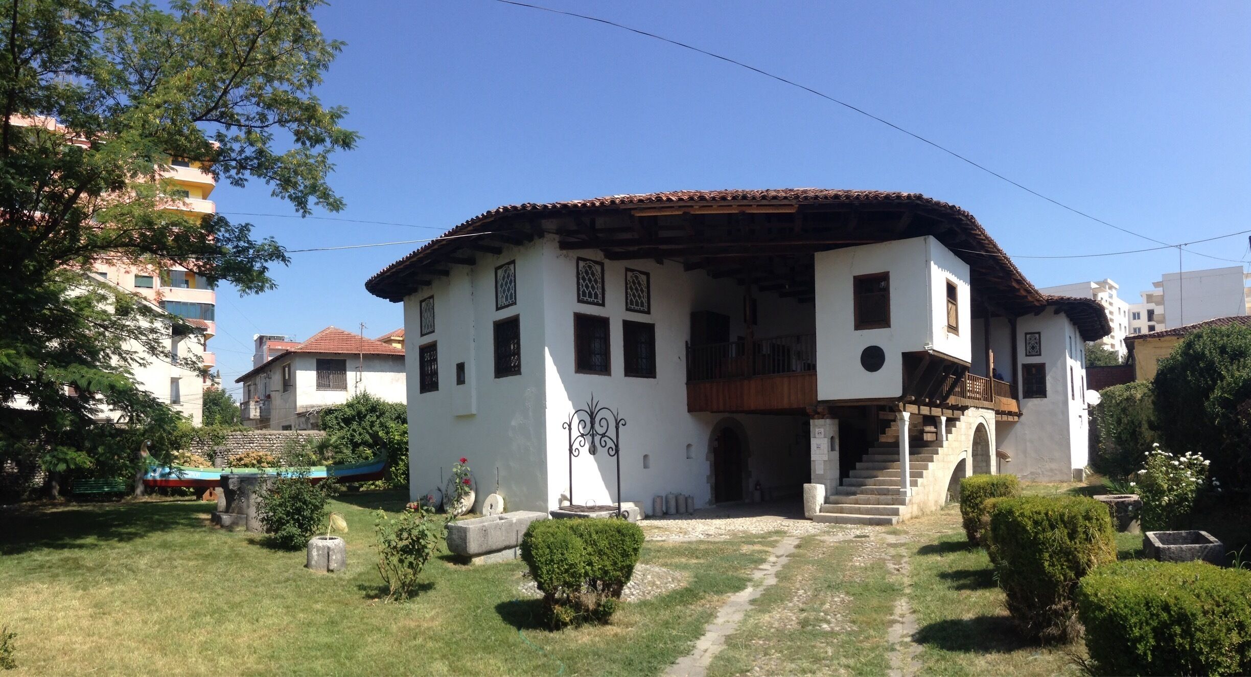 Founded in 1949, The Historical Museum of Shkodra (Muzeu Historik i Shkodrës) is home to several archaeological and historical artifacts discovered in the local area, in addition to some ornate guest rooms. The house, which once belonged to a merchant trading family, has been restored to its original state. Quite impressive.

Entrance fee is 150 leke. Entrance is situated just off the main road.

#history #architecture #museum