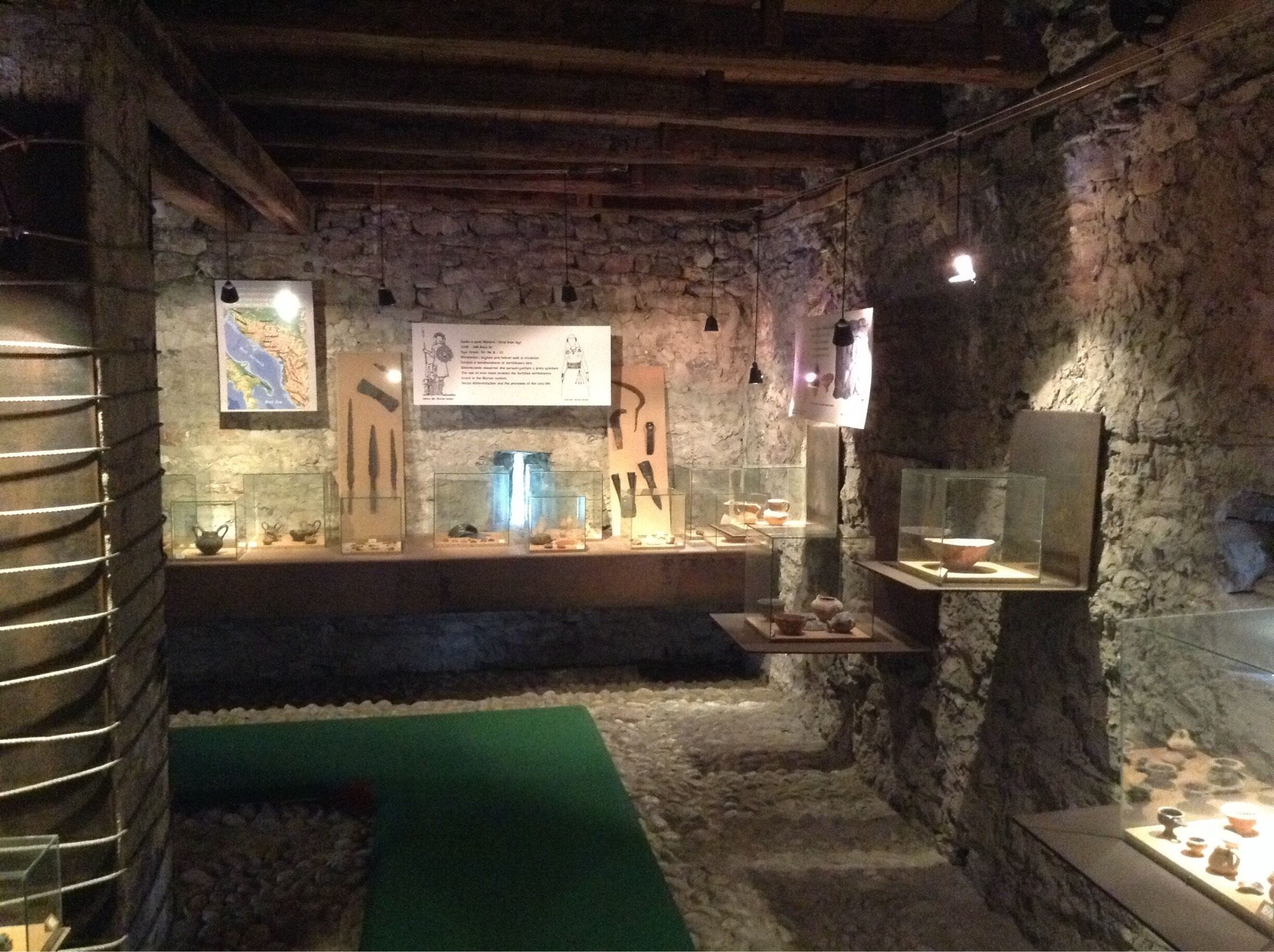 Founded in 1949, The Historical Museum of Shkodra (Muzeu Historik i Shkodrës) is home to several archaeological and historical artifacts discovered in the local area, in addition to some ornate guest rooms. The house, which once belonged to a merchant trading family, has been restored to its original state. Quite impressive.

Entrance fee is 150 leke. Entrance is situated just off the main road.

#history #museum #archaeology