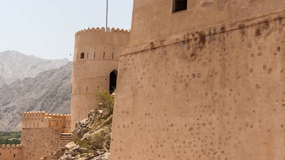 #Nakhal Fort, #Oman 🇴🇲 is one of about 300 fortifications in the sultanate. It’s in excellent condition, despite its considerable age!
#InStone
#LifeAtExpedia