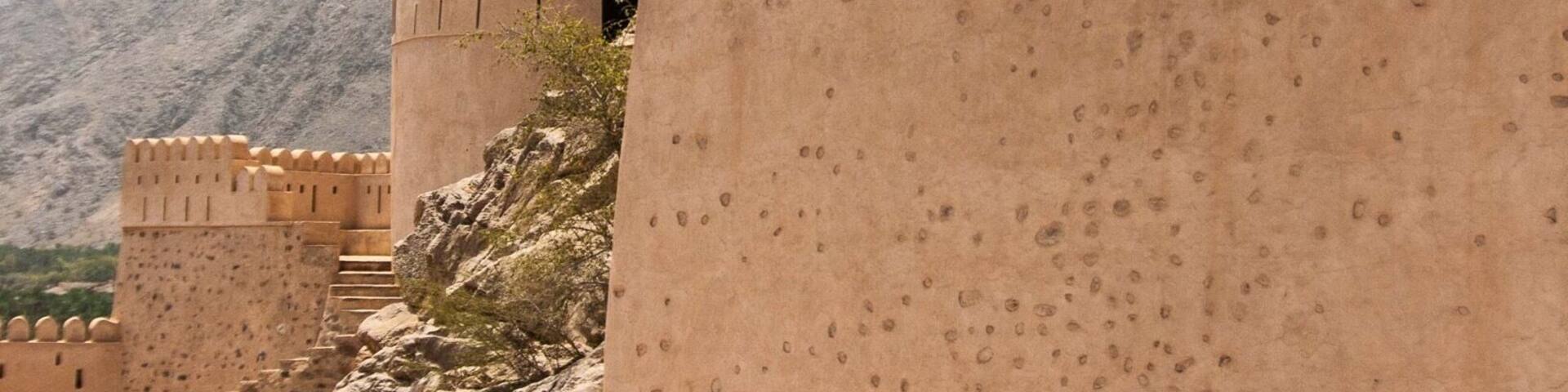 #Nakhal Fort, #Oman 🇴🇲 is one of about 300 fortifications in the sultanate. It’s in excellent condition, despite its considerable age!
#InStone
#LifeAtExpedia