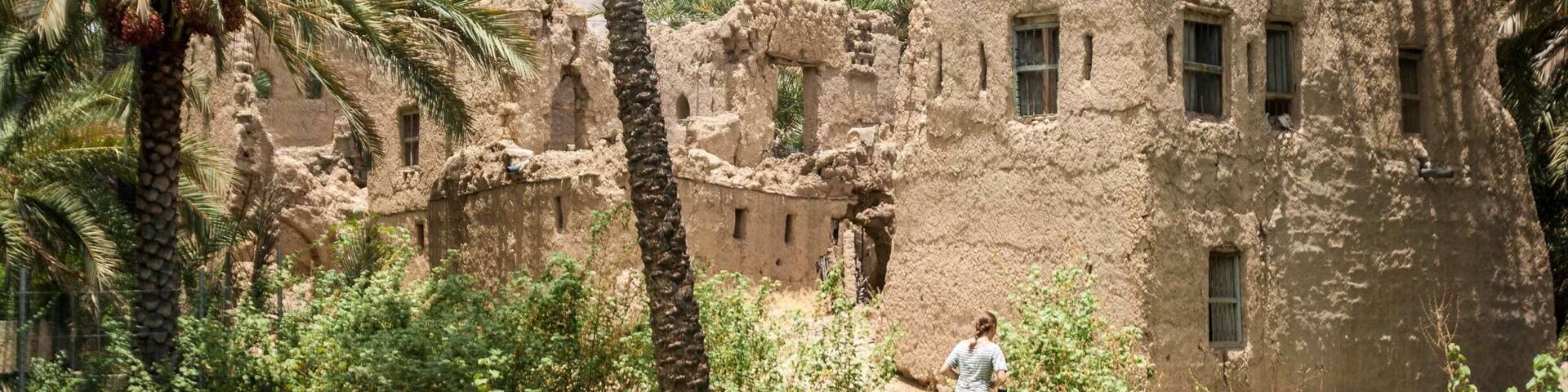#Urbex, Oman-style. Exploring abandoned buildings near #Nakhal Fort, #Oman 🇴🇲
#LifeAtExpedia