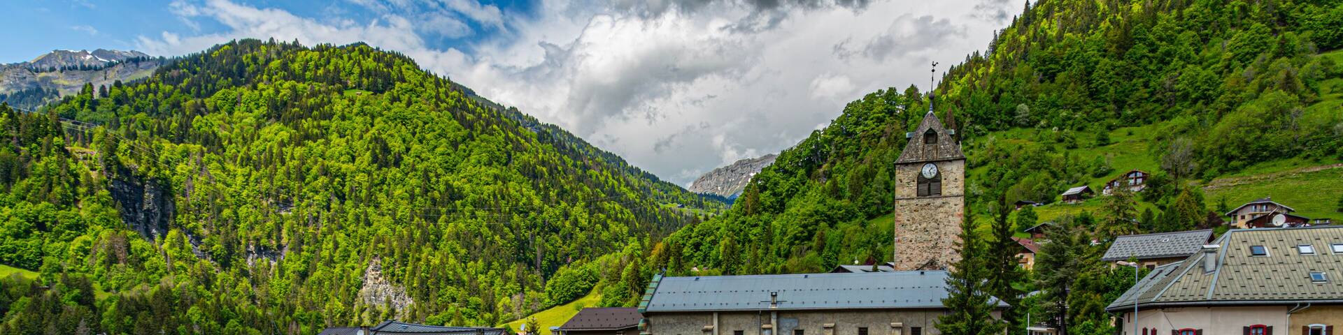 Le village de Flumet et les Aravis, Savoie, France